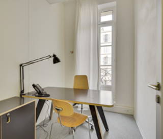 Bureau privé 10 m² 1 poste Coworking Rue de la République Marseille 13002 - photo 1